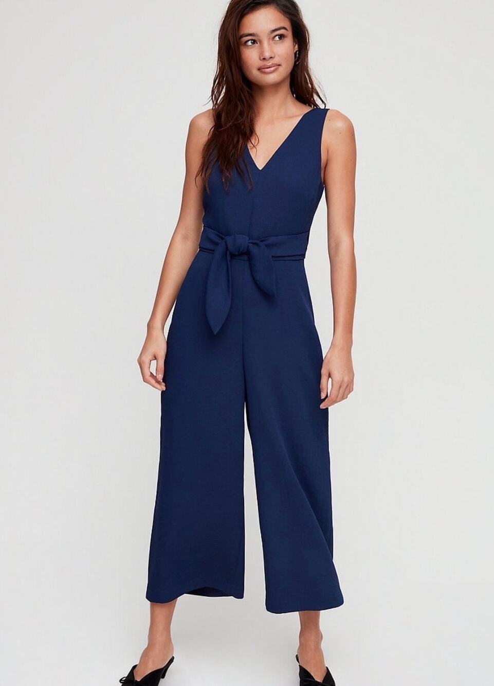 Aritzia Wilfred Women’s Ecoulement Crepe V-Neck Jumpsuit Size 4  in Blue